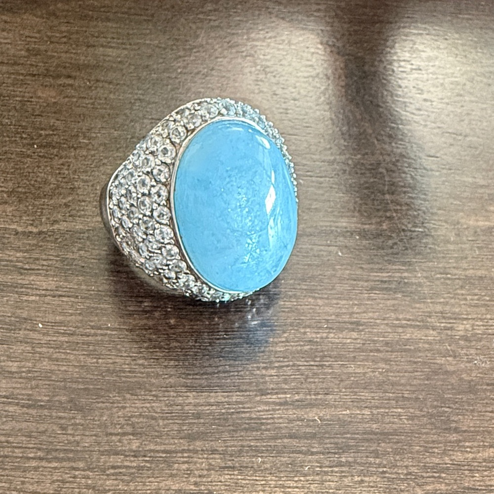 Elegant Vintage Sterling Silver 925 and Blue Gemstone Ring size 7.5